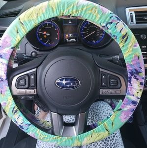 Steering wheel cover